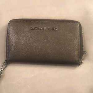 Michael Kors Wristlet